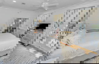Foto 3 - Beautifully Remodeled 
