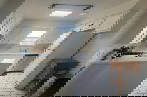 Foto 2 - Modern Living in Midland