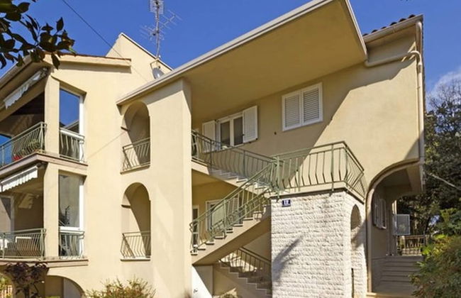 Graceful Apartment in Nature - Photo 12