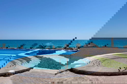 Foto 66 - Oceanview Serenity Retreat