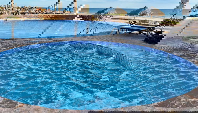Foto 1 - Tranquil Tides Oceanfront Family Oasis