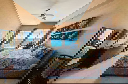 Foto 37 - Tranquil Tides Oceanfront Family Oasis