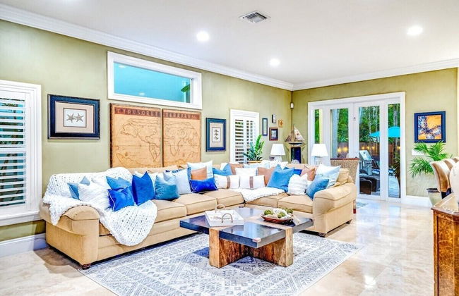 50% off 5BR Luxury Mins to Las Olas, Shops & Beach - Foto 14