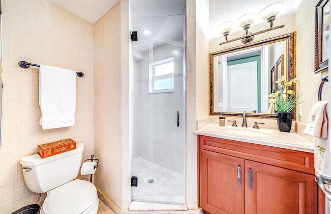 50% off 5BR Luxury Mins to Las Olas, Shops & Beach - Foto 15
