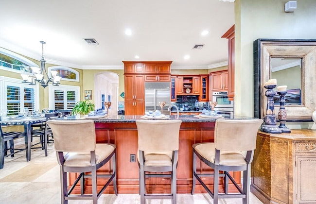 50% off 5BR Luxury Mins to Las Olas, Shops & Beach - Foto 29