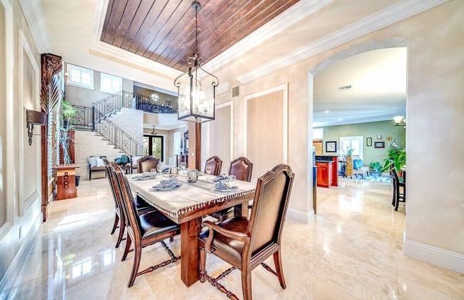 50% off 5BR Luxury Mins to Las Olas, Shops & Beach - Foto 27