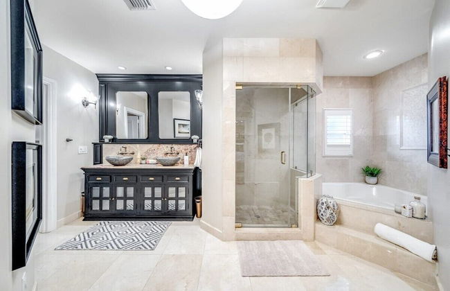 50% off 5BR Luxury Mins to Las Olas, Shops & Beach - Foto 19