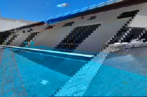 Photo 1 - Piscina Grande - 4 Suites e area Gourmet