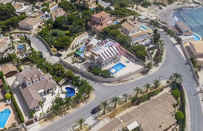 Very Luxurious Seaside Villa With Private Pool - Foto 1