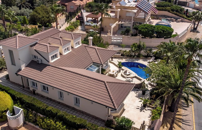Very Luxurious Seaside Villa With Private Pool - Foto 47