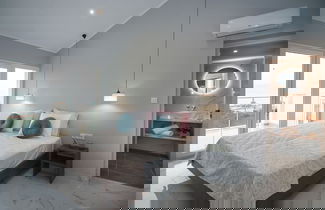 Foto 3 - Gigi Star Luxury ApartVilla with Pool, Sea View