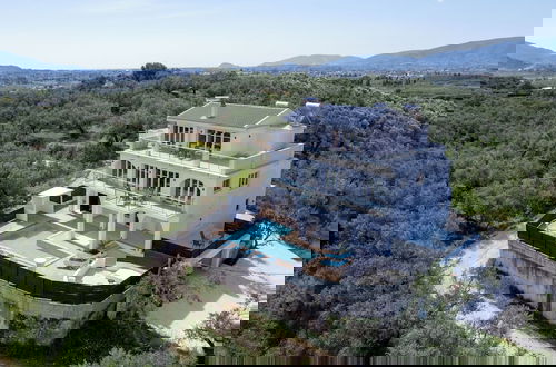 Foto 1 - Gigi Star Luxury ApartVilla with Pool, Sea View