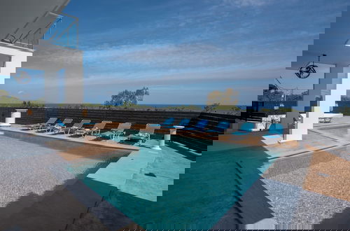 Foto 59 - Gigi Star Luxury ApartVilla with Pool, Sea View