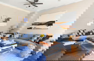 Foto 2 - Miramar Dream House Fully Stocked Home w Pool Hot Tub Near Beach