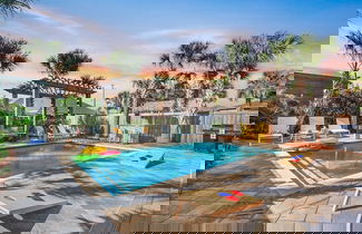 Foto 1 - Miramar Dream House Fully Stocked Home w Pool Hot Tub Near Beach