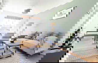 Photo 1 - Stylish Haggerston Flat