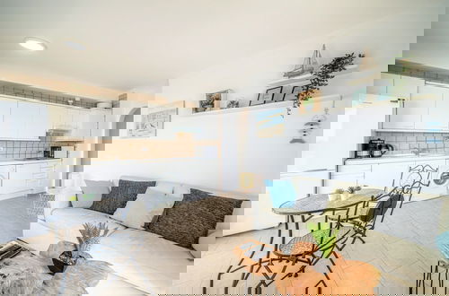 Foto 12 - Pretty Apartment With Balcony
