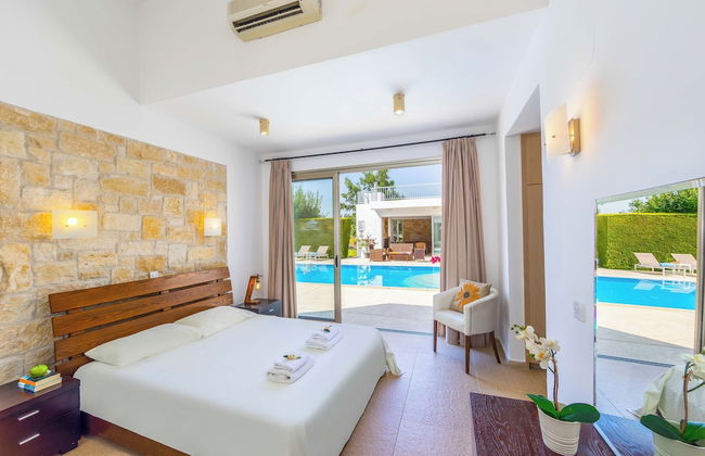 Villa Zoey - Photo 13