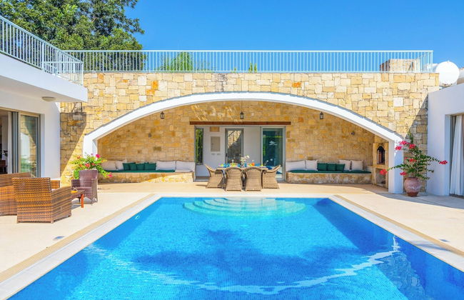 Villa Zoey - Photo 35