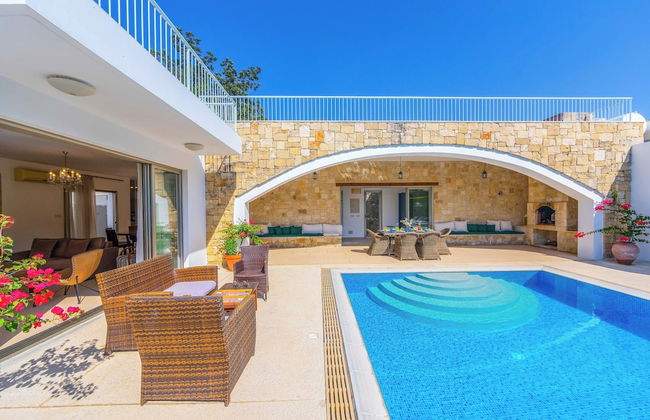 Villa Zoey - Photo 17