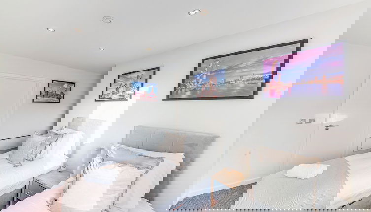 Foto 1 - Elegant Shire House Apartment