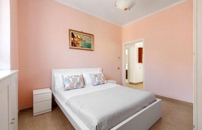 ROSE SORRENTO HOUSE - Photo 2