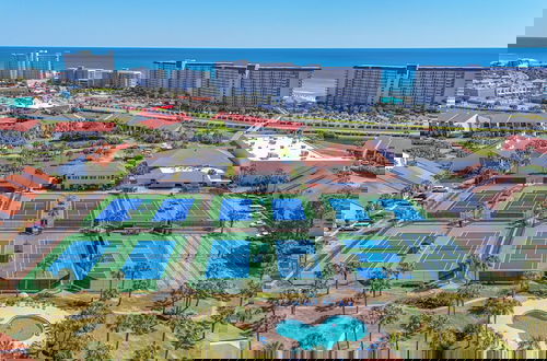 Foto 33 - 2BR Condo in Edgewater Resort With Golf, Tennis, Pools & Free Tram Service!