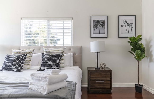 Chic & Cozy Home - Perfect Southern California Getaway - Photo 16
