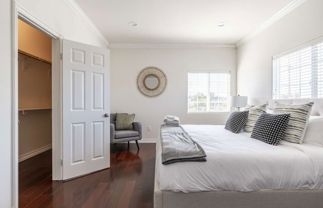 Chic & Cozy Home - Perfect Southern California Getaway - Photo 11