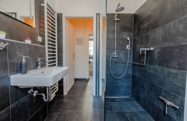 Schlossberg Residences-Design Apartments - Photo 5