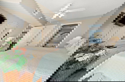 Photo 3 - Sunrise Pointe 4F