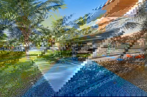 Foto 31 - 8BR Beachfront Eden: Luxury Events & Getaways