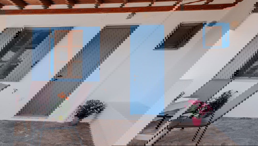 Primary image