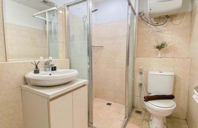 Best Location And Cozy 2Br At The Wave Kuningan Apartment - Foto 19