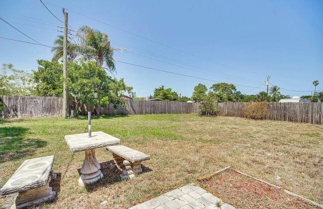 Family-friendly 4BR Home: Full Kitchen, Near Beach - Foto 2