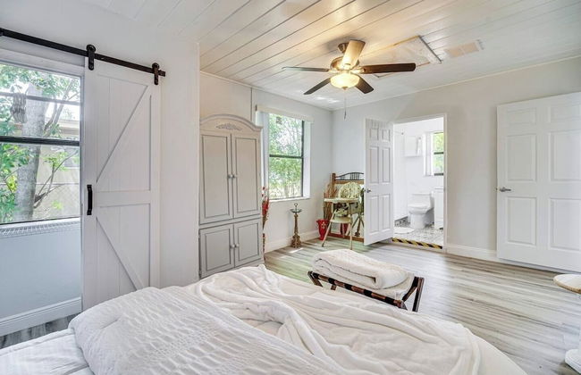 Family-friendly 4BR Home: Full Kitchen, Near Beach - Foto 13