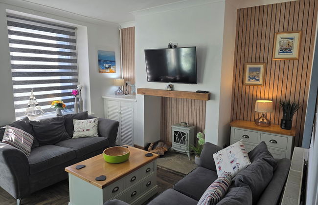 Eden Rose Cottage in Morecambe hot tub - Foto 16