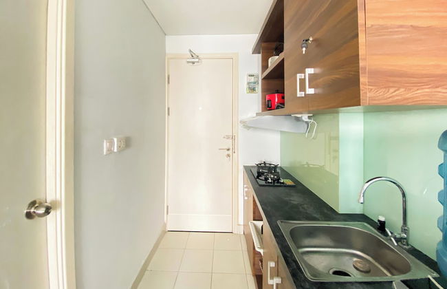 Warm And Cozy Stay Studio Room At Patraland Urbano Apartment - Foto 10