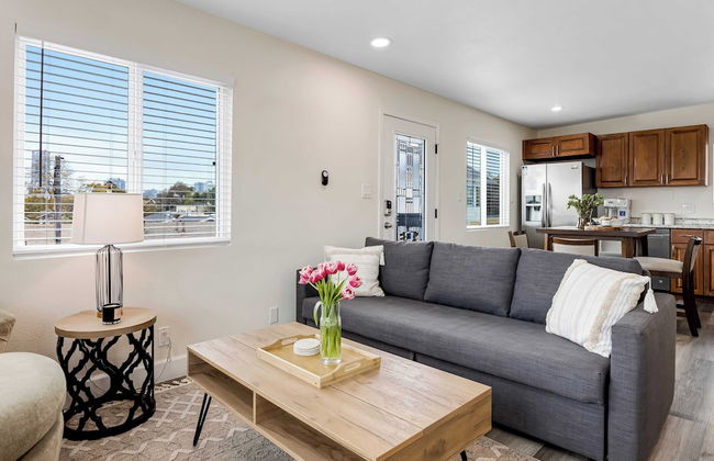 Pool, Hot Tub & Outdoor Lounge Near Beaches & Downtown Bridge - Foto 1
