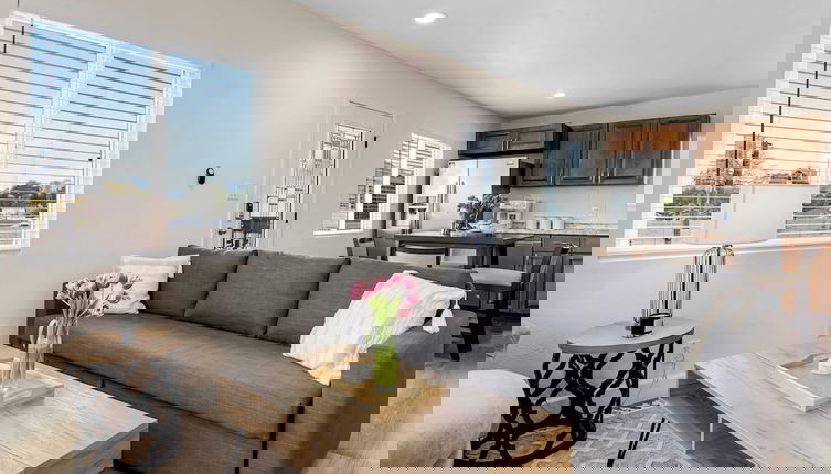 Foto 1 - Pool, Hot Tub & Outdoor Lounge Near Beaches & Downtown Bridge