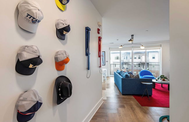 Dual Bachelor Pads w/ Rooftop Lounge & Games Sleeps 26 5 Min to Broadway - Foto 16