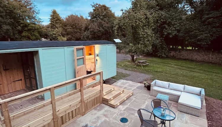 Foto 1 - Shepherds Hut With Hot Tub