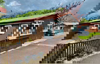 Photo 1 - Large 3 bed Chalet -sleeps 6- dog Friendly- Garden