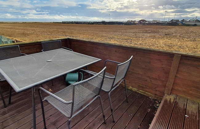 2 Bed Chalet Sleeps 5 - Pets, Parking, Sea Views - Foto 25