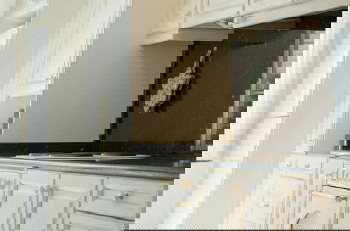 Foto 53 - The White Marble Luxury City Apt