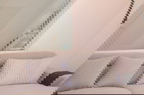 Foto 46 - The White Marble Luxury City Apt