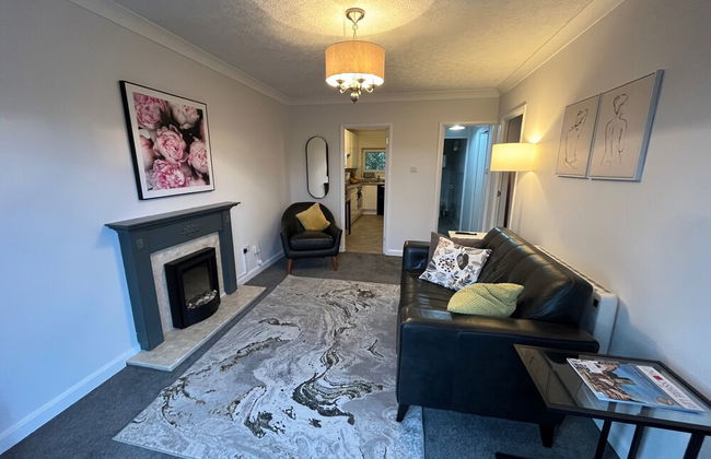 Seaside Haven Retreat - 2 Bedroom Apartment - Photo 1
