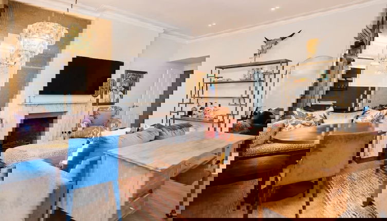 Photo 1 - The Chelsea Gem - Charming 1bdr With Balcony