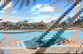 Foto 2 - Walk to the Beach, Pool, 5bdr, 3 Porches Beach Sea-ker's Retreat by Avantstay