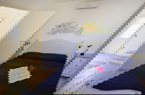 Foto 2 - Apartment in Golfo Aranci With Terrace